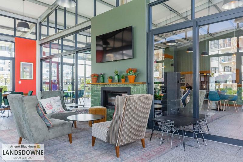 1 Bedroom Property for Sale in Sandown Western Cape
